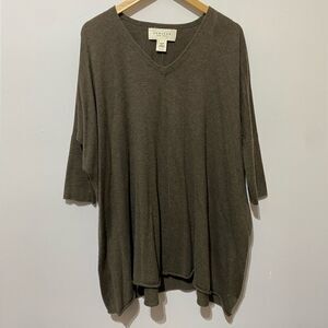 DEMYLEE NY 100% Cashmere Oversized Sweater